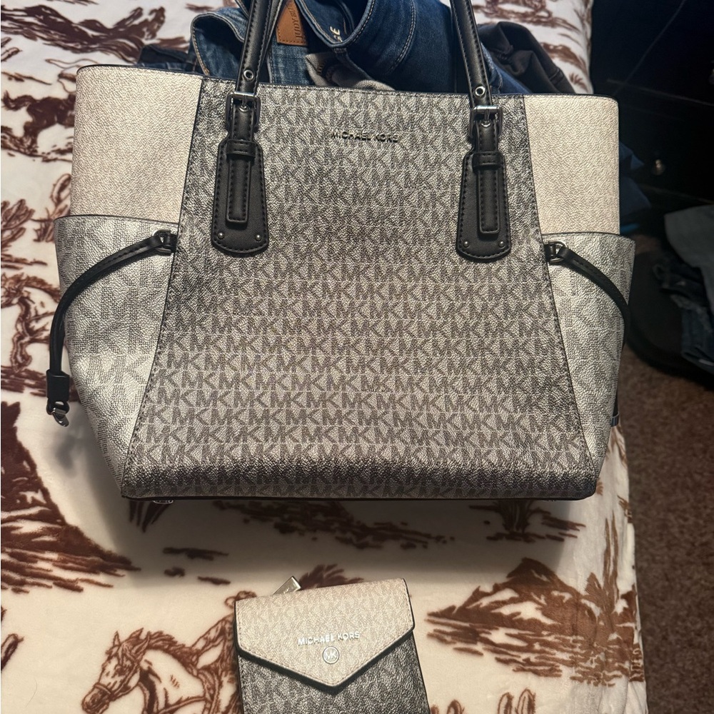 Michael Kors Gray and Black Signature Tote with Wallet